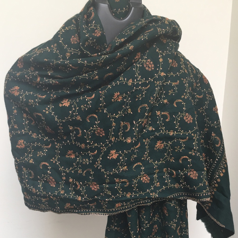 Gorgeous hand stitched green embroidery scarf (Fendi?)!